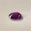 Bild 2 von 1.02 ct. Violetter ovaler 7 x 5 mm  Rhodolith Granat