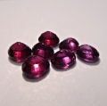 Bild 2 von 6.15 ct. 7 Stück rot violette ovale 6 x 5 mm  Rhodolith Granate.