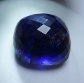 8.15 ct.   Natürlicher blau violetter Iolith 12.1 x 11.7 mm im Checkerboard Schliff