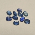 Bild 2 von  1.60 ct . 10 Stück blaue ovale 3.6 bis 4.2 x 2.7  mm  Saphire