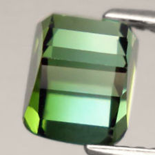 Bild 1 von 2.35 ct VVS. Neon-Grüner 7.4 x 6 mm Nigeria Turmalin