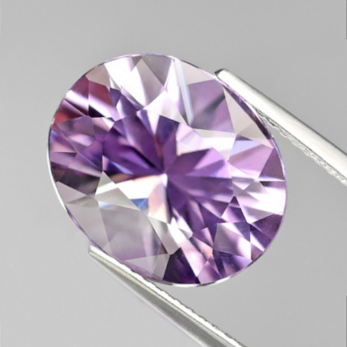 Bild 1 von 6.62 ct. VVS! Light Violet 14.3 x 11.8 mm Brilliant Cut Brazil Amethyst