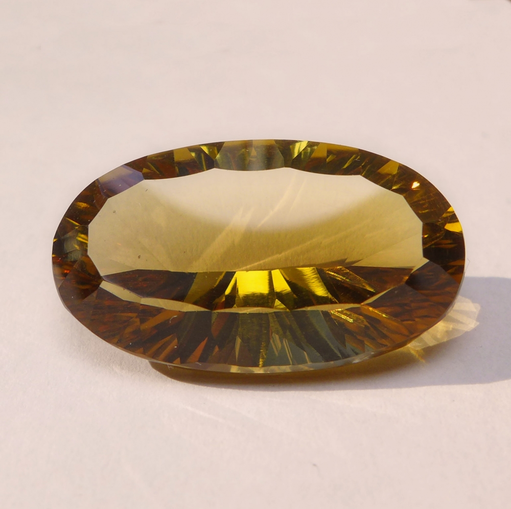 Bild 1 von 16.72 ct. VVS! Golden yellow oval 2.8 x 13.3 mm  Citrine