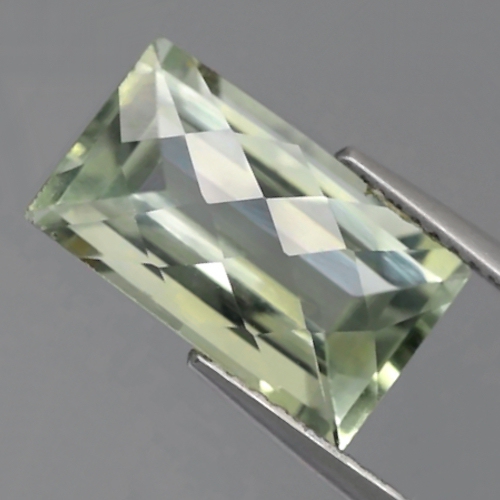 Bild 1 von 4.97 VVS Beautiful 13.5 x 8 mm Baguette Facet Amethyst / Prasiolite