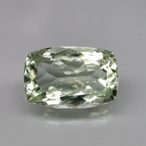 Bild 1 von 8.44 ct. Beautiful green 15.8 x 10.5 mm Brazil Amethyst / Prasiolite