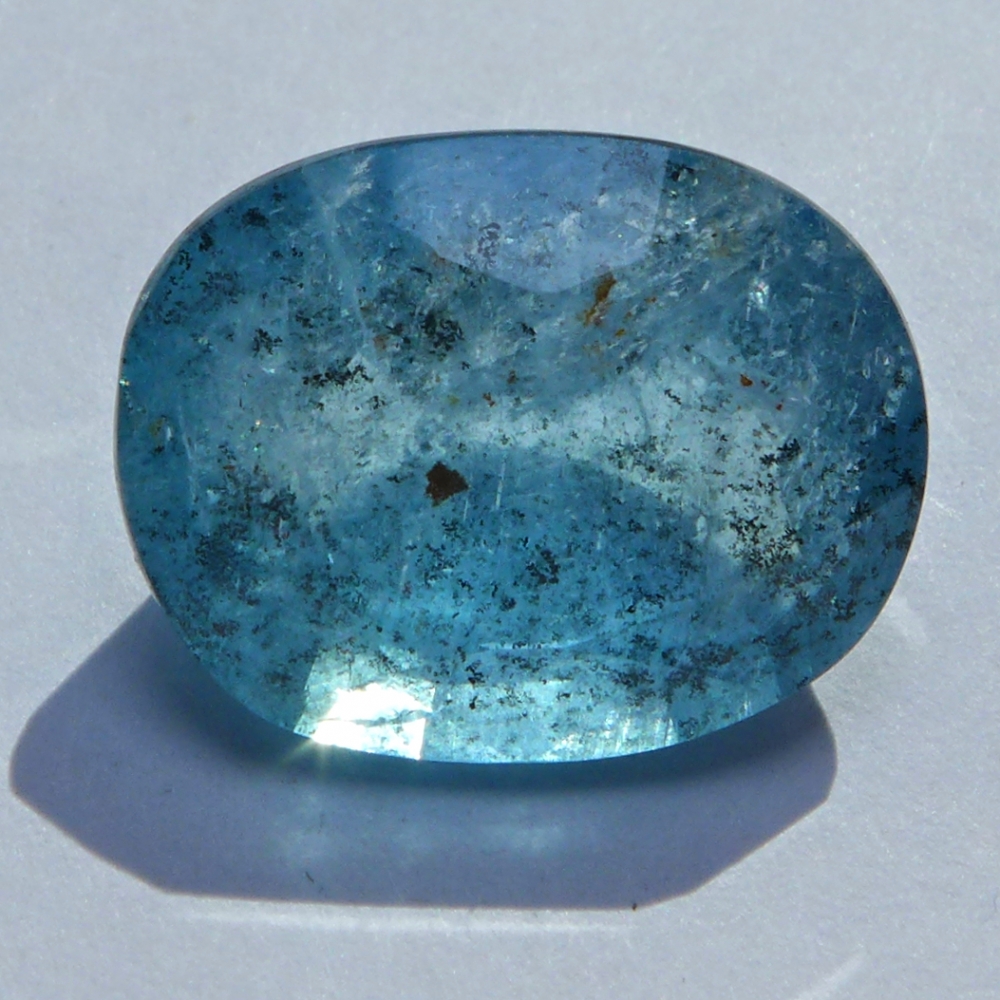 Bild 1 von 9.9 ct. Natural oval greenish blue 15.8 x 12.4 mm Aquamarine 