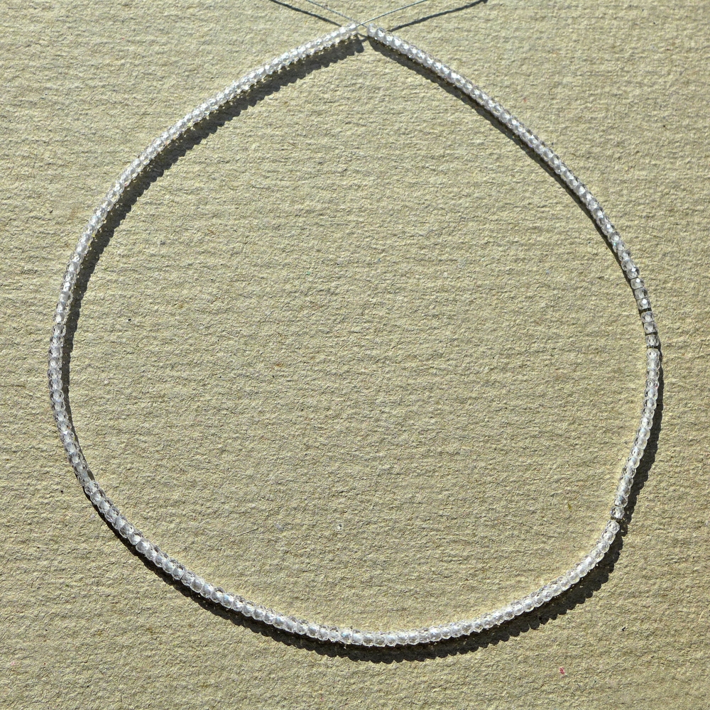 Bild 1 von Withe Saphire string 68 ct with circular disks Ø 3 mm 40 cm length