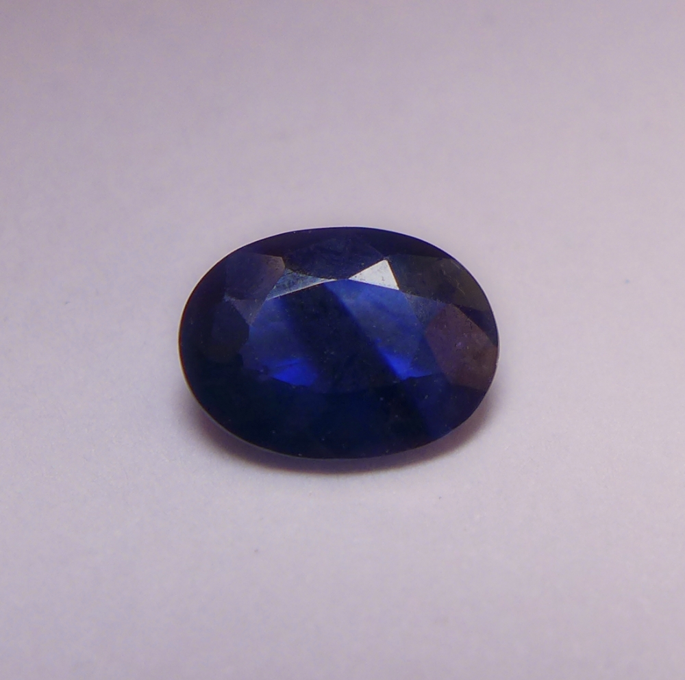 Bild 1 von 1.05 ct. Amazing blue oval  7.5 x 5.6 mm Ceylon Sapphire