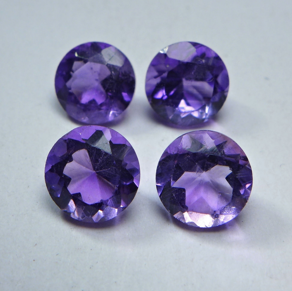 Bild 1 von 5.4 ct. 4 pieces  round 7 mm Bolivia Amethyst Gems