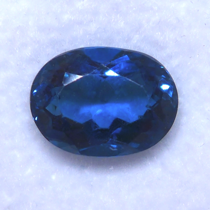Bild 1 von 3.94ct. VVS! Bezaubernder ovaler 10.9 x 8.1 mm London Blue Topas