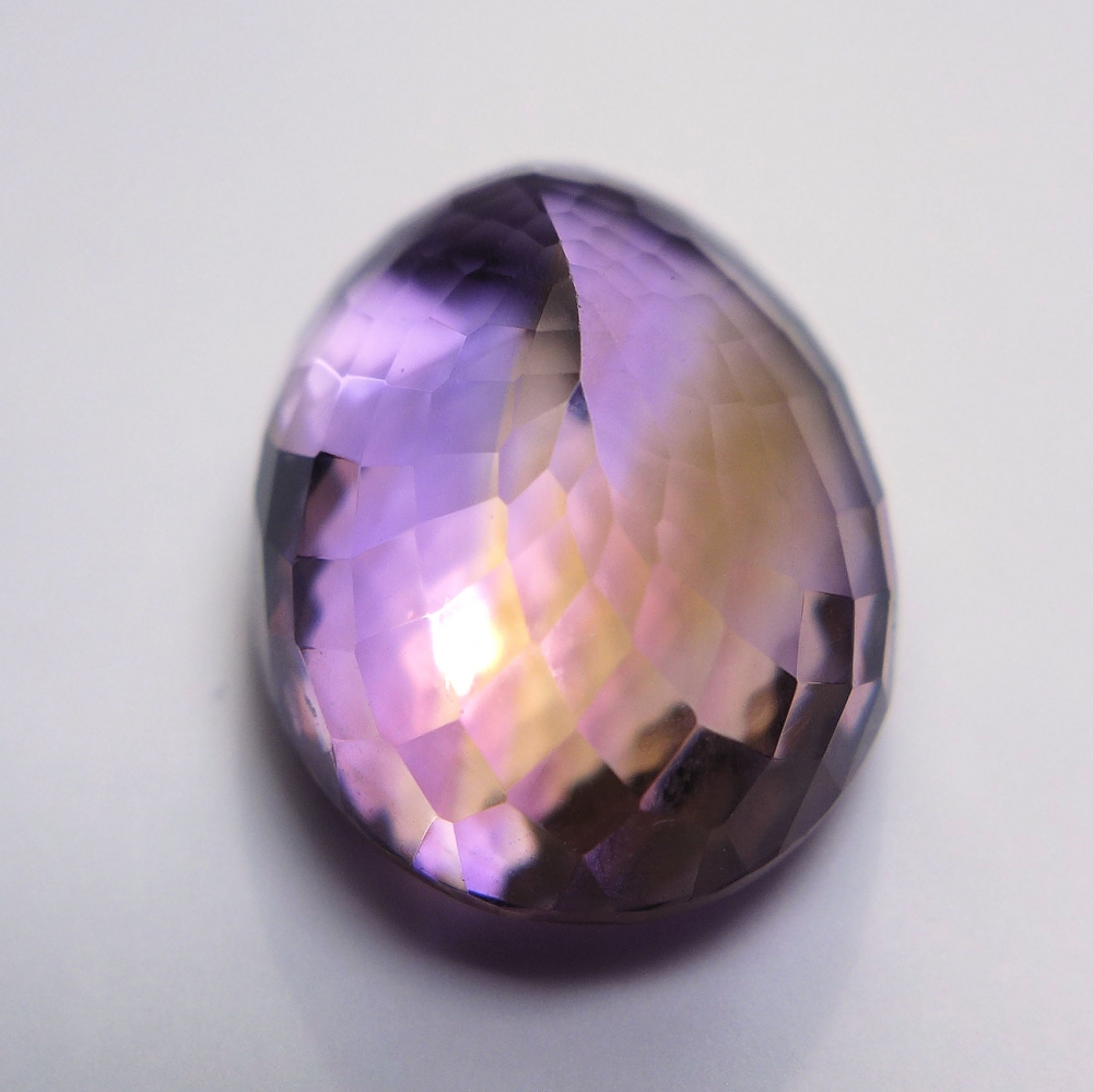 Bild 1 von 23.90 ct VVS ! Edler ovaler 21 x 15.5 mm Brasilien Ametrin