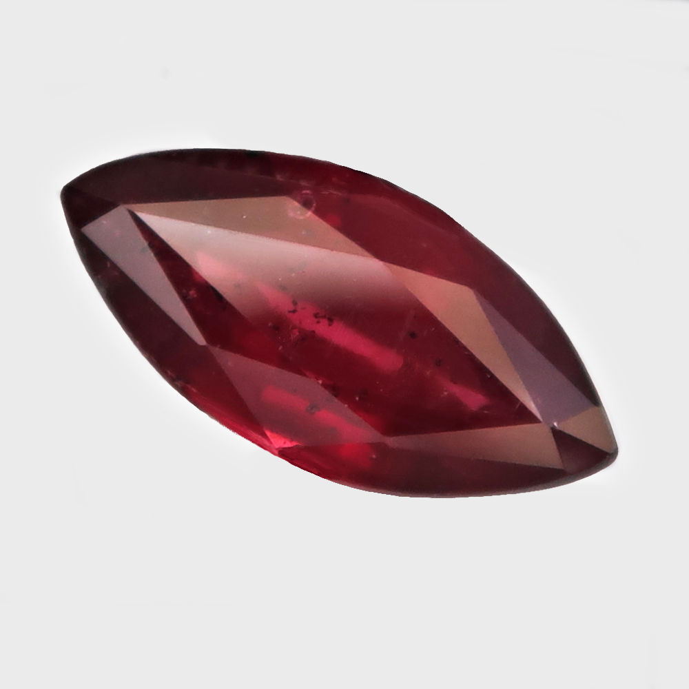 Bild 1 von 5.1 ct . Big red violet 15.5 x 7.5 mm Rhodolithe Marquise Garnet 