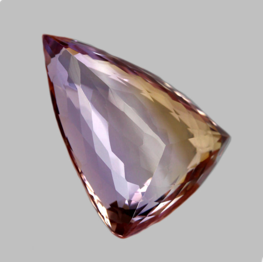 Bild 1 von 27.03 ct. Natürlicher 25 x 18 mm Brasilien Ametrin Trillant Tropfen