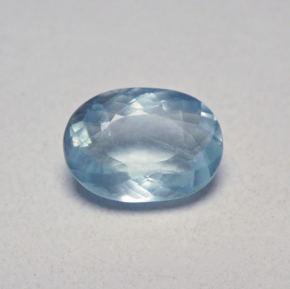 Bild 1 von 2.60 ct. Noble oval blue 10.7 x 7.8 mm Aquamarine 