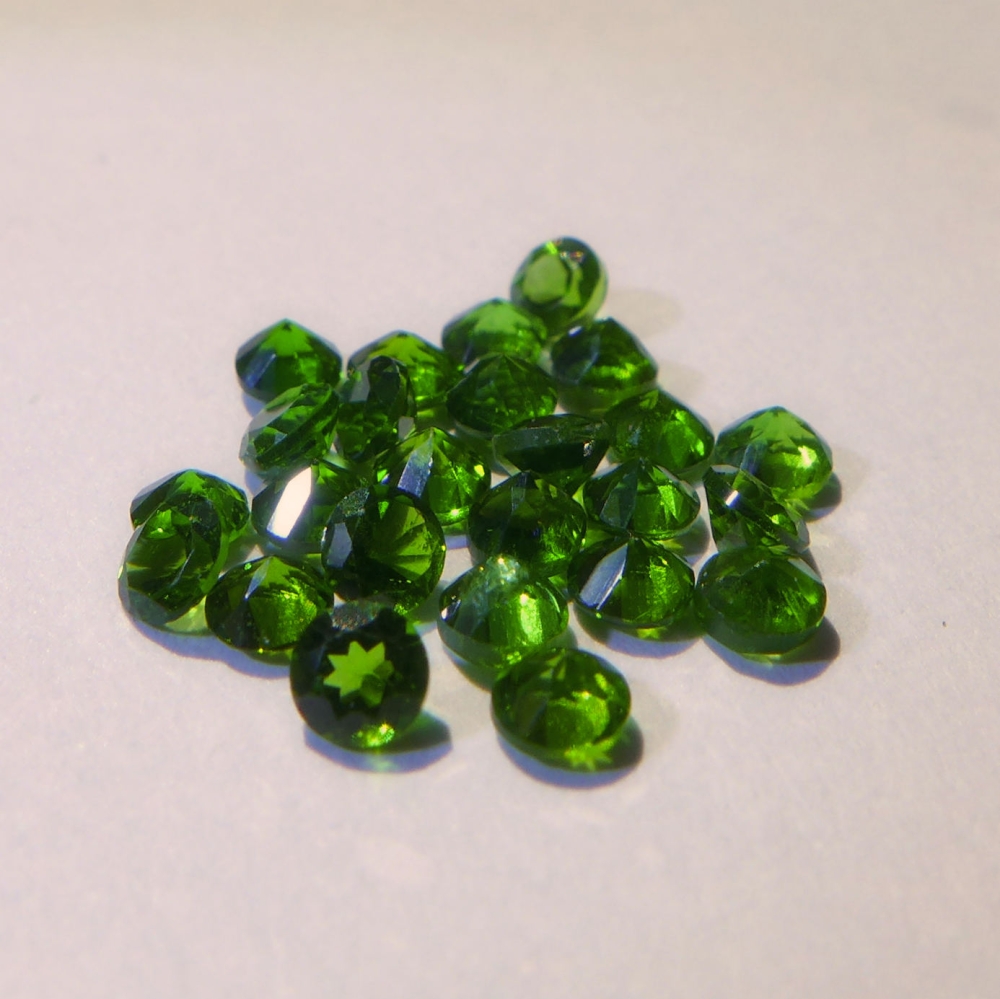 Bild 1 von 2 ct. 25 Stück runde natürliche  2.5 mm Chrom Diopsid Edelsteine