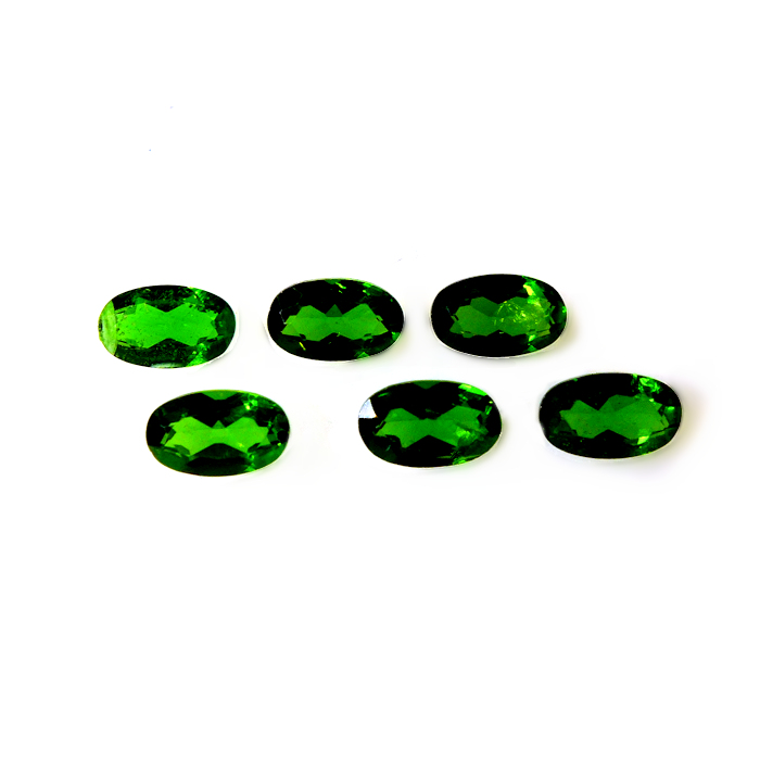 Bild 1 von 1.46 ct. 6 pieces oval natural 5 x 3 mm Chrome Diopside Gems