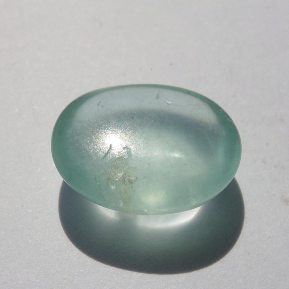 Bild 1 von 9.38 ct. Großer grün blauer ovaler 16 x 14.3 mm Brasilien Aquamarin
