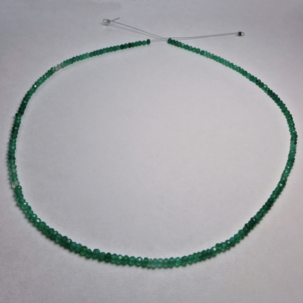 Bild 1 von Emerald string 27 ct with circular disks Ø 3.3 mm 42 cm length