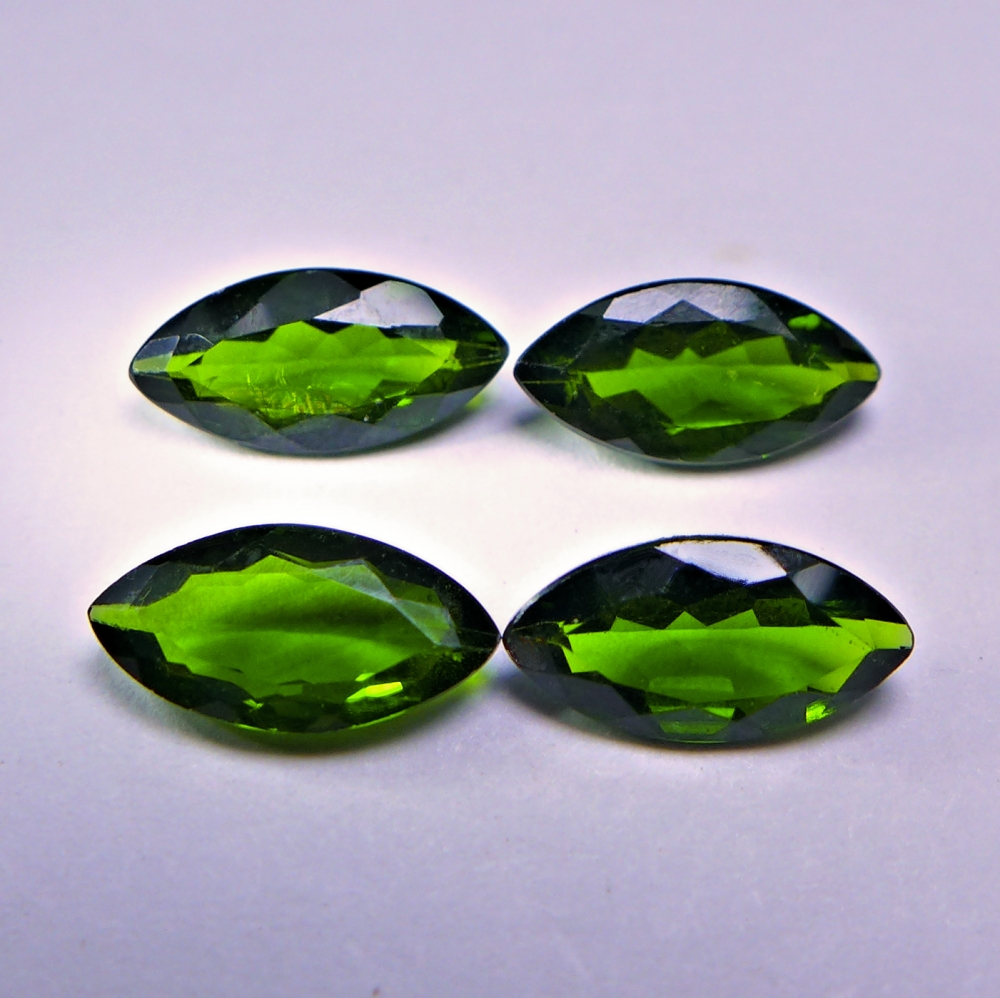 Bild 1 von 4.21 ct.  4pieces natural Marquise 10 x 5 mm Chrome Diopside Gems