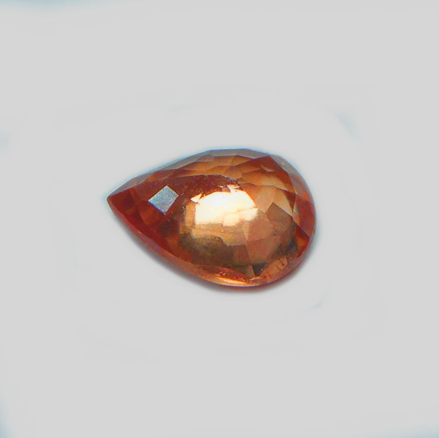 Bild 1 von 1.03 ct. Zarter oranger 7 x 5.5 mm Tansania Zirkon Tropfen