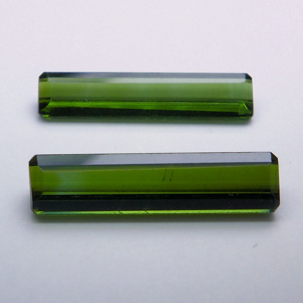 Bild 1 von 2.25 ct  VS! Edles Paar 14.5 x 3.5mm Mosambik Baguette Turmaline