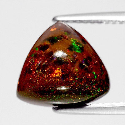 Bild 1 von 3.01 ct  Edler schwarzer Yita Ridge Triangel Multi-Color Opal mit schönem Flash
