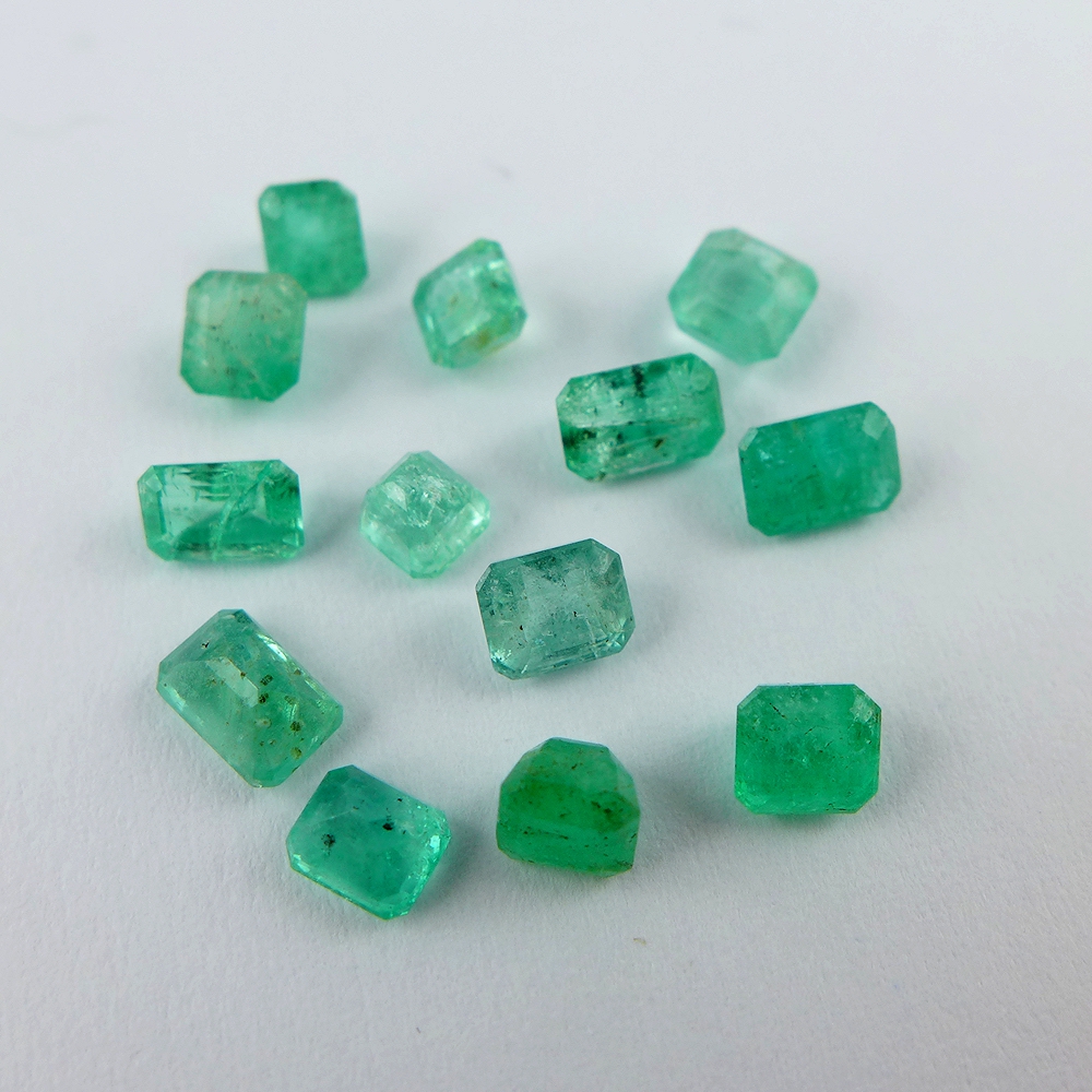 Bild 1 von 5.96 ct. 15 pieces natural Columbian Octagon Emerald Gemstones