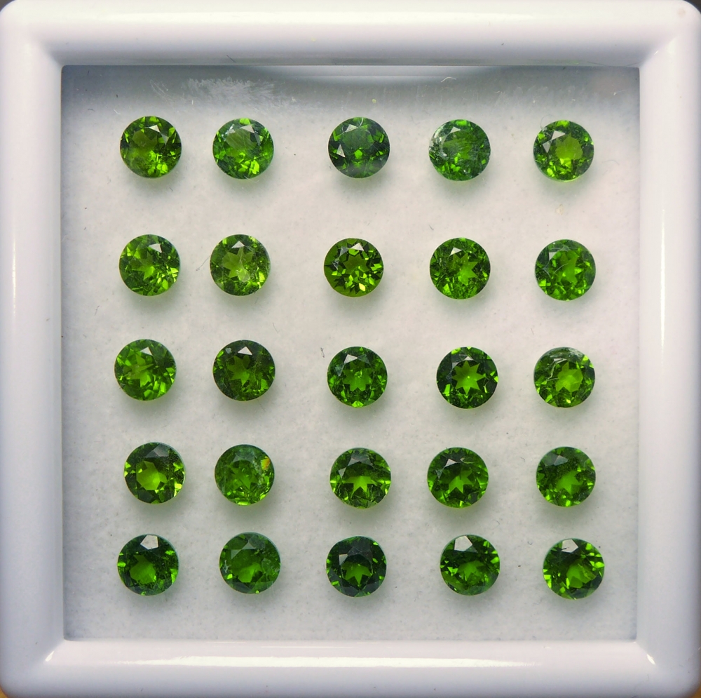 Bild 1 von 5.01 ct. 25 pieces round natural 3.6 mm Chrome Diopside Gems