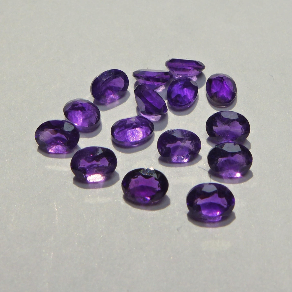 Bild 1 von 3.55 ct .  16 Stück feine ovale 5 x 3 mm Bolivien Amethyste