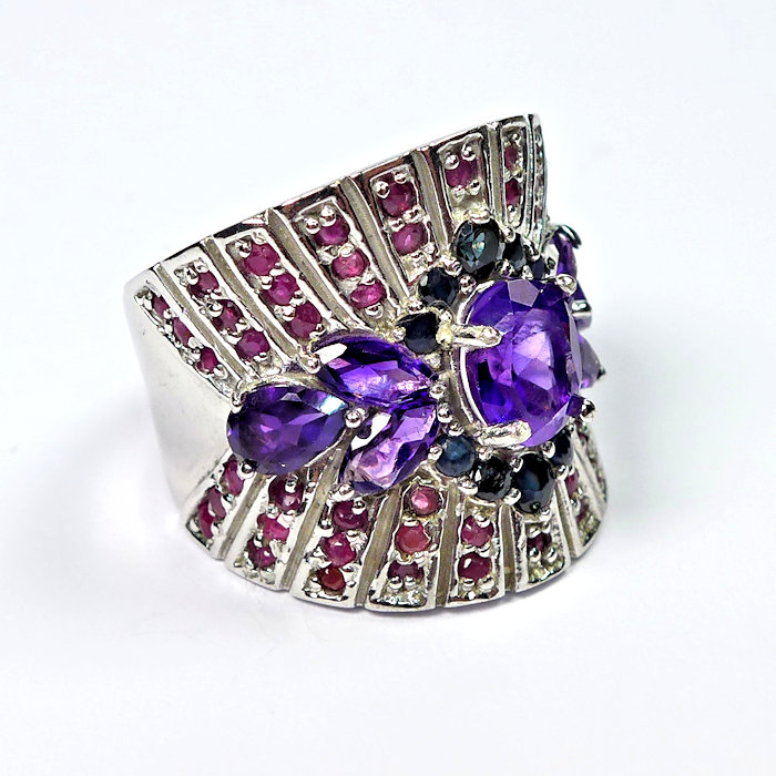 Bild 1 von Excellent 925 Silver Ring with Uruguay Amethyst, Ruby & Sapphire Gemstones