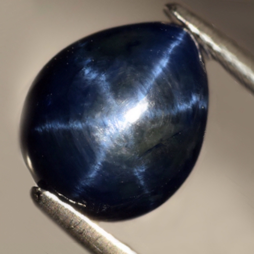 Bild 1 von 3.91 ct  Feiner dunkelblauer 9.7 x 7.8 mm Blue Star Sternsaphir Tropfen