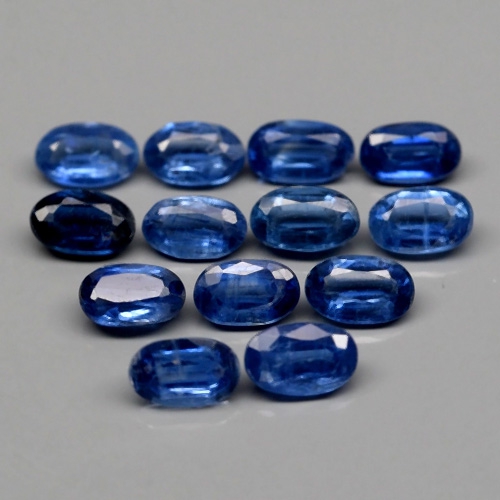 Bild 1 von 4.05 ct. 12 pieces oval unheated. blue ca 5 x 3 mm Sri Lanka Kyanite