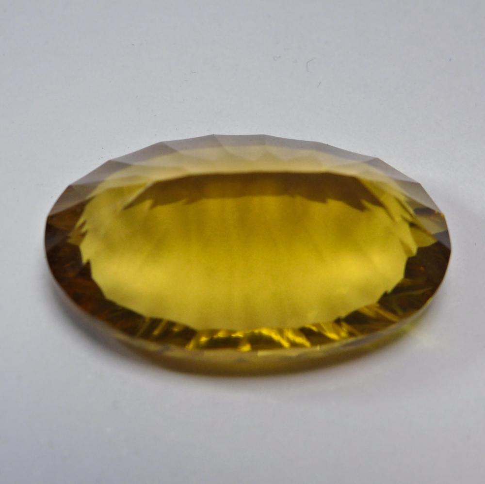 Bild 1 von 27.65 ct VVS! Goldgelber ovaler 27 x 17.5 mm Brasilien Citrin