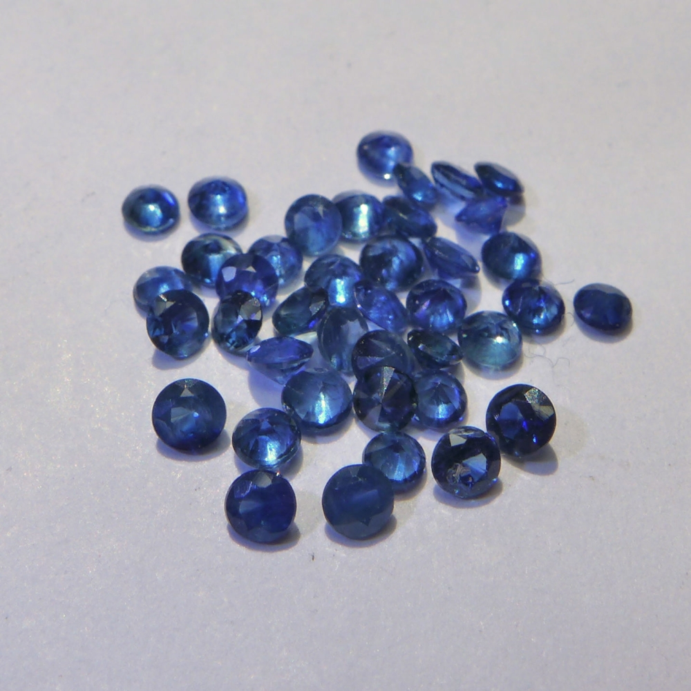 Bild 1 von 2.50 ct . 40 Stück blaue runde 2 bis 2.5 mm Saphire