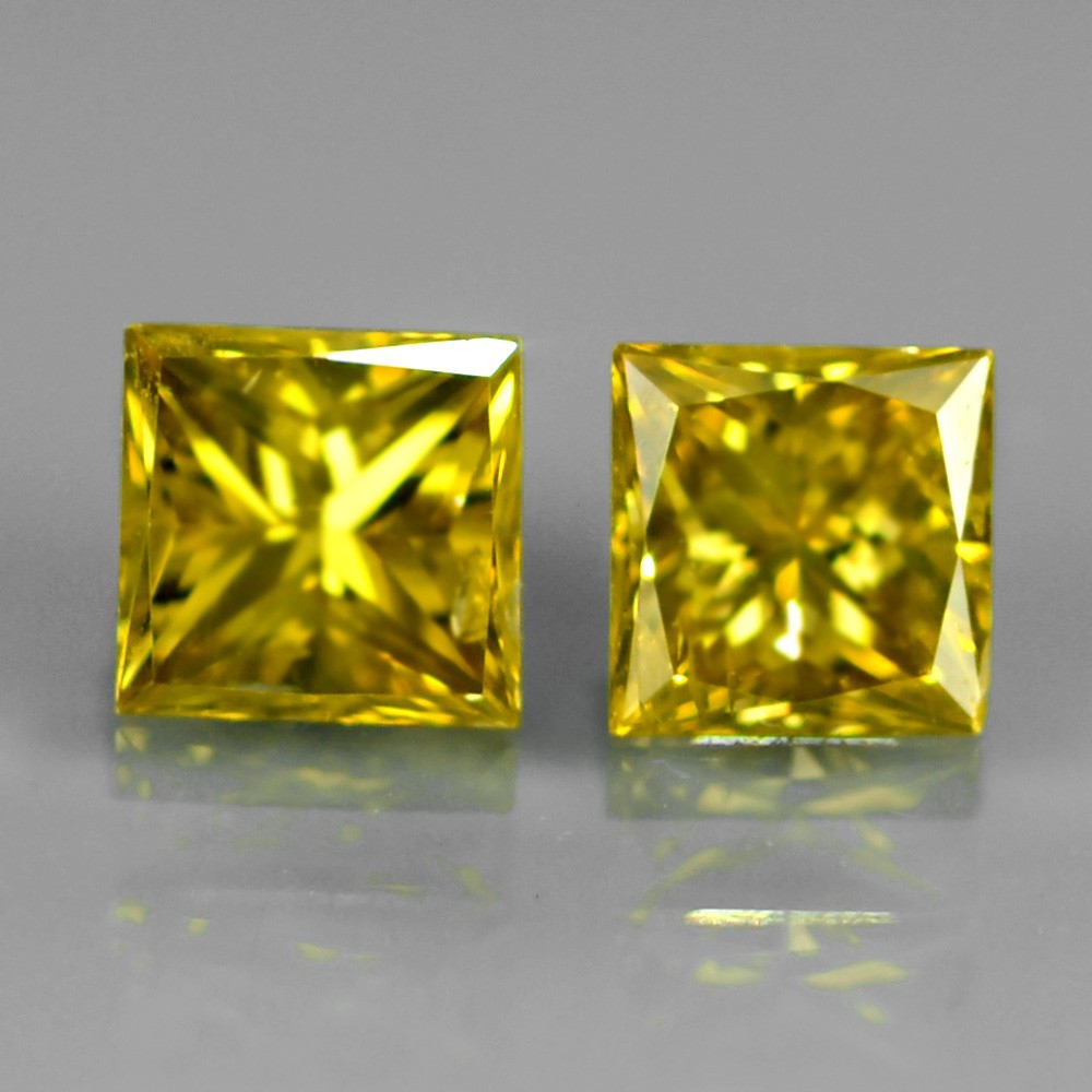 Bild 1 von 0.28 ct. Fine Pair of Yellow 2.8 and 2.9 mm Princess-Cut Diamonds, SI-1