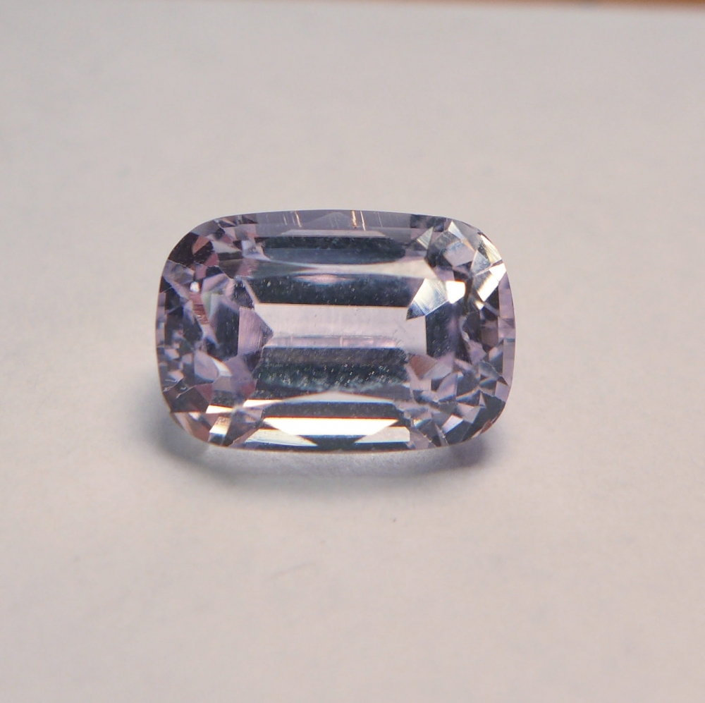 Bild 1 von 6.81 ct.Beatiful untreated.  12 x 8 mm Pink  Kunzit  from Afganisthan