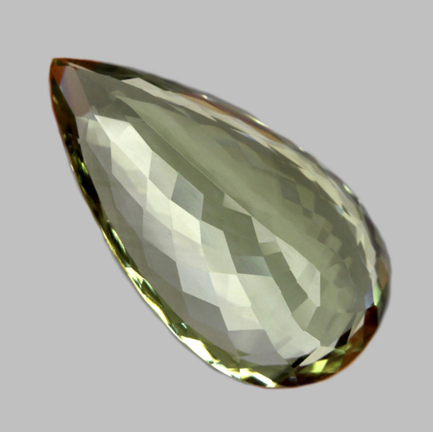 Bild 1 von 32.47 ct  Augenreiner 32 x 18 mm Brasilien Amethyst / Prasiolith Tropfen