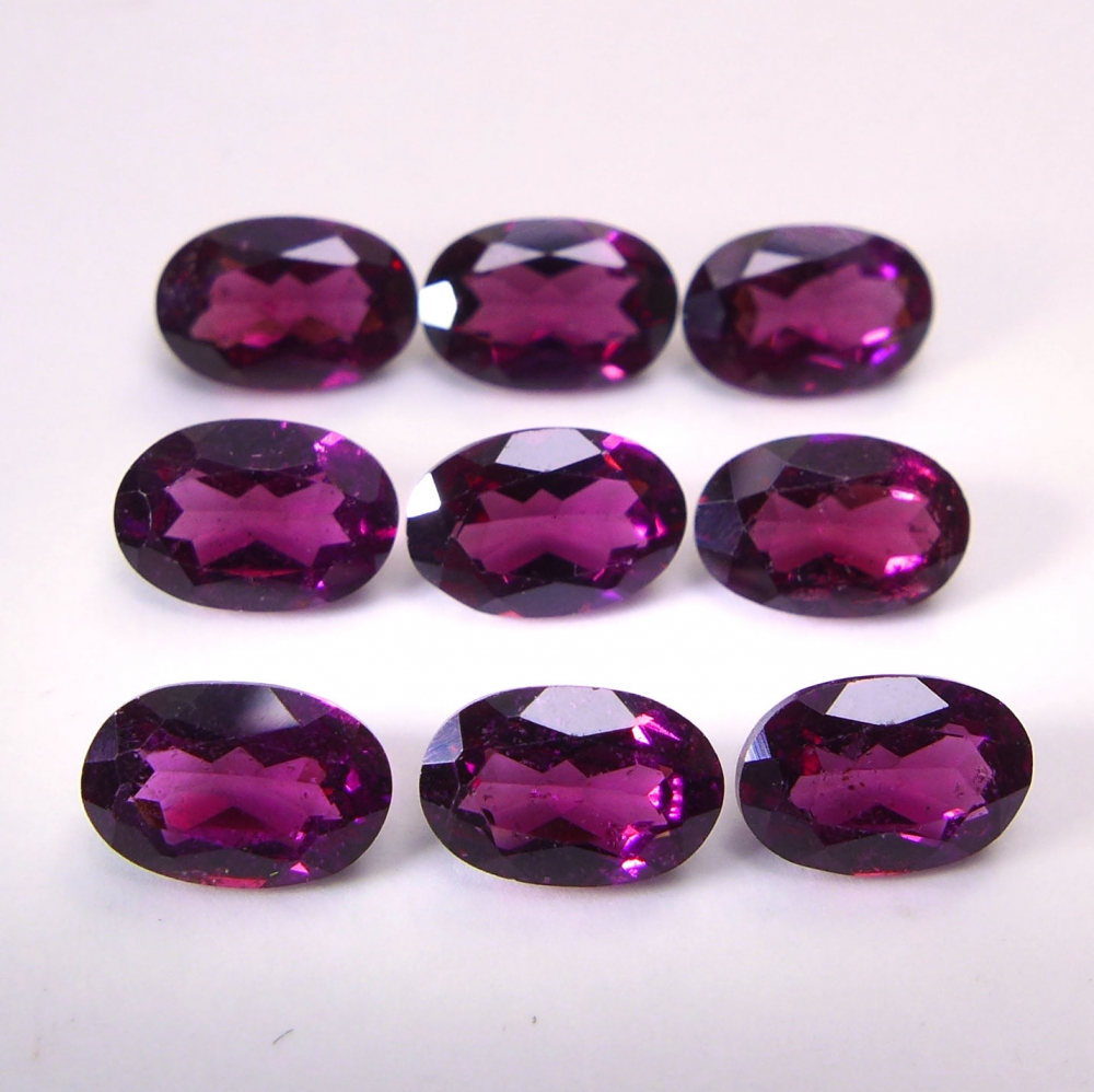 Bild 1 von 5.03 ct. VS! 9 pieces of oval Pink Violet 6 x 4 mm Rhodolite Garnet