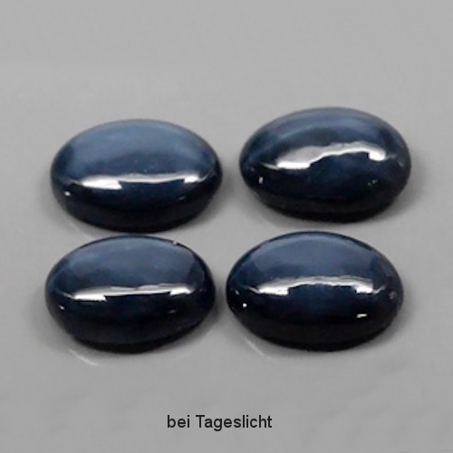 Bild 1 von 2.16 ct  4 Stück ovale Blue Star Sternsaphire mit schöner Sternbildung