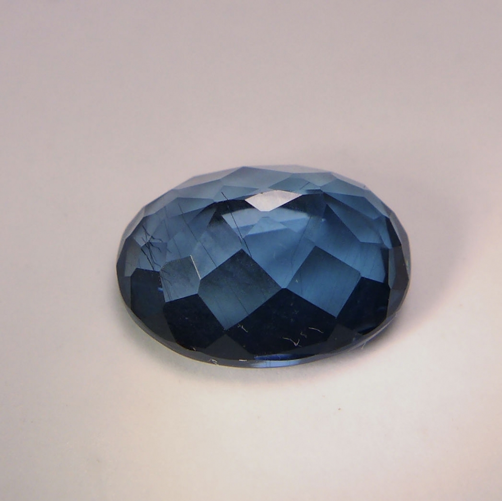 Bild 1 von 3.78 ct. Ovaler 10.5 x 8.2 mm Brasilien London Blue Topas