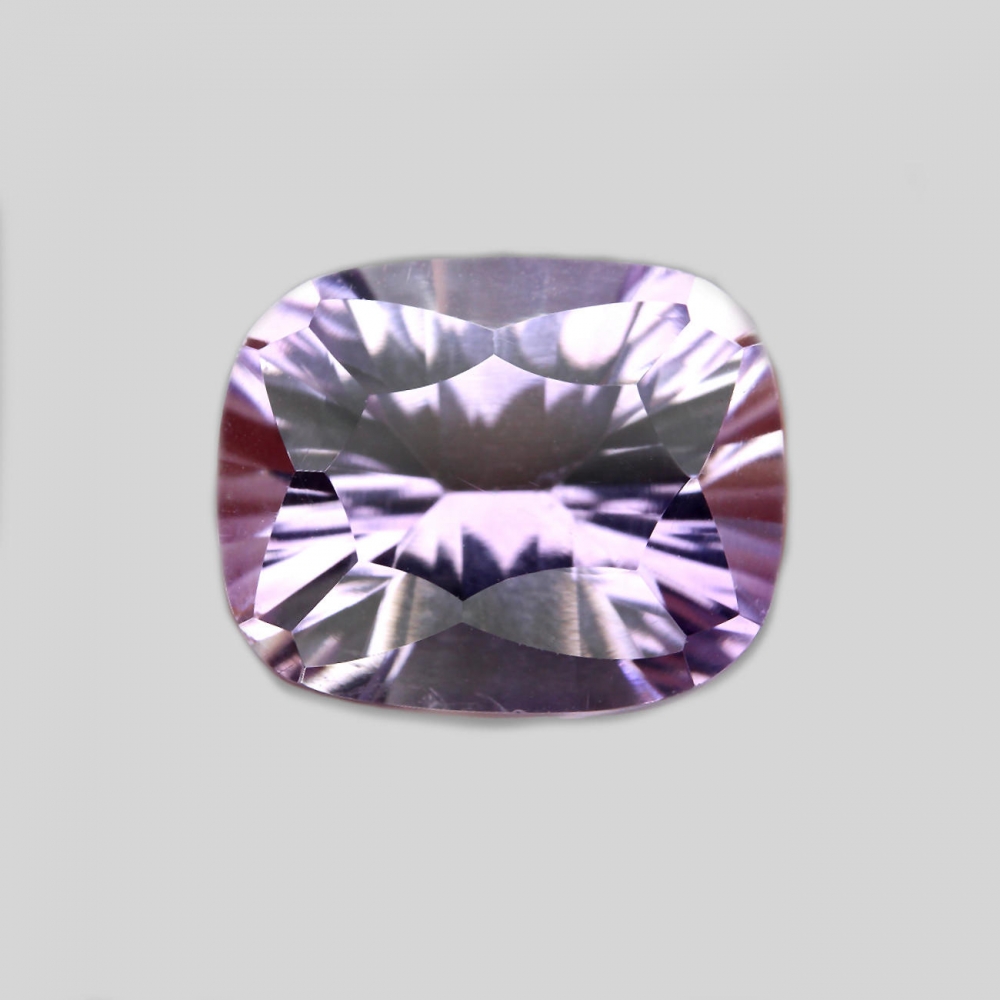 Bild 1 von 6.40 ct. Eye clean 12 x 10 mm Brasilia Cushion Amethyst