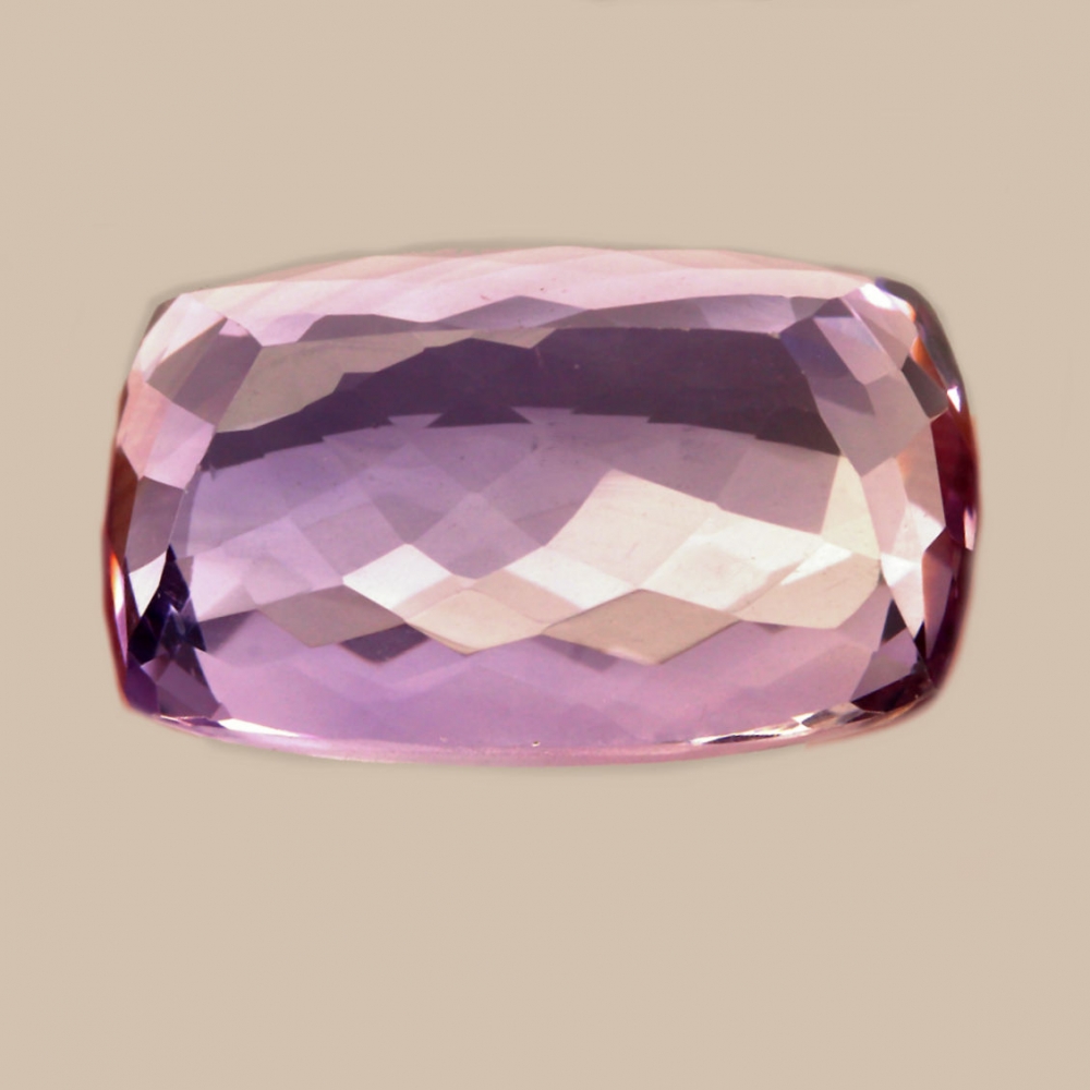 Bild 1 von 24.5 ct.  Augenreiner  22 x 14 mm Brasilien Cushion Amethyst 