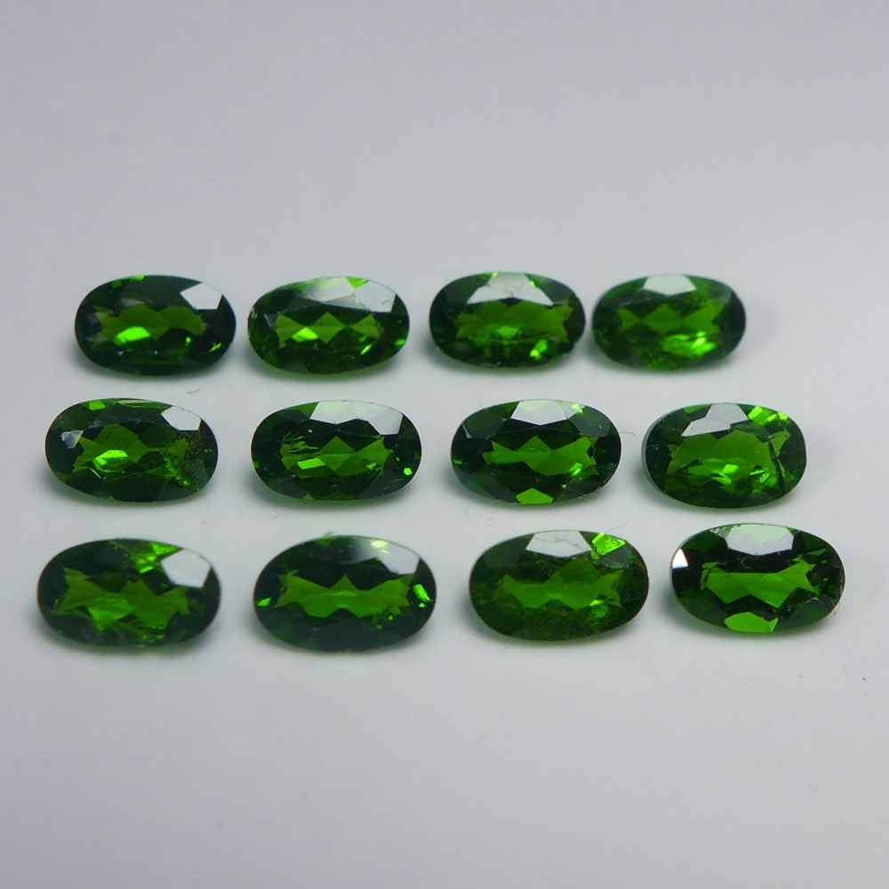 Bild 1 von 3.06 ct. 12 pieces oval natural 5 x 4 mm Chrome Diopside Gems