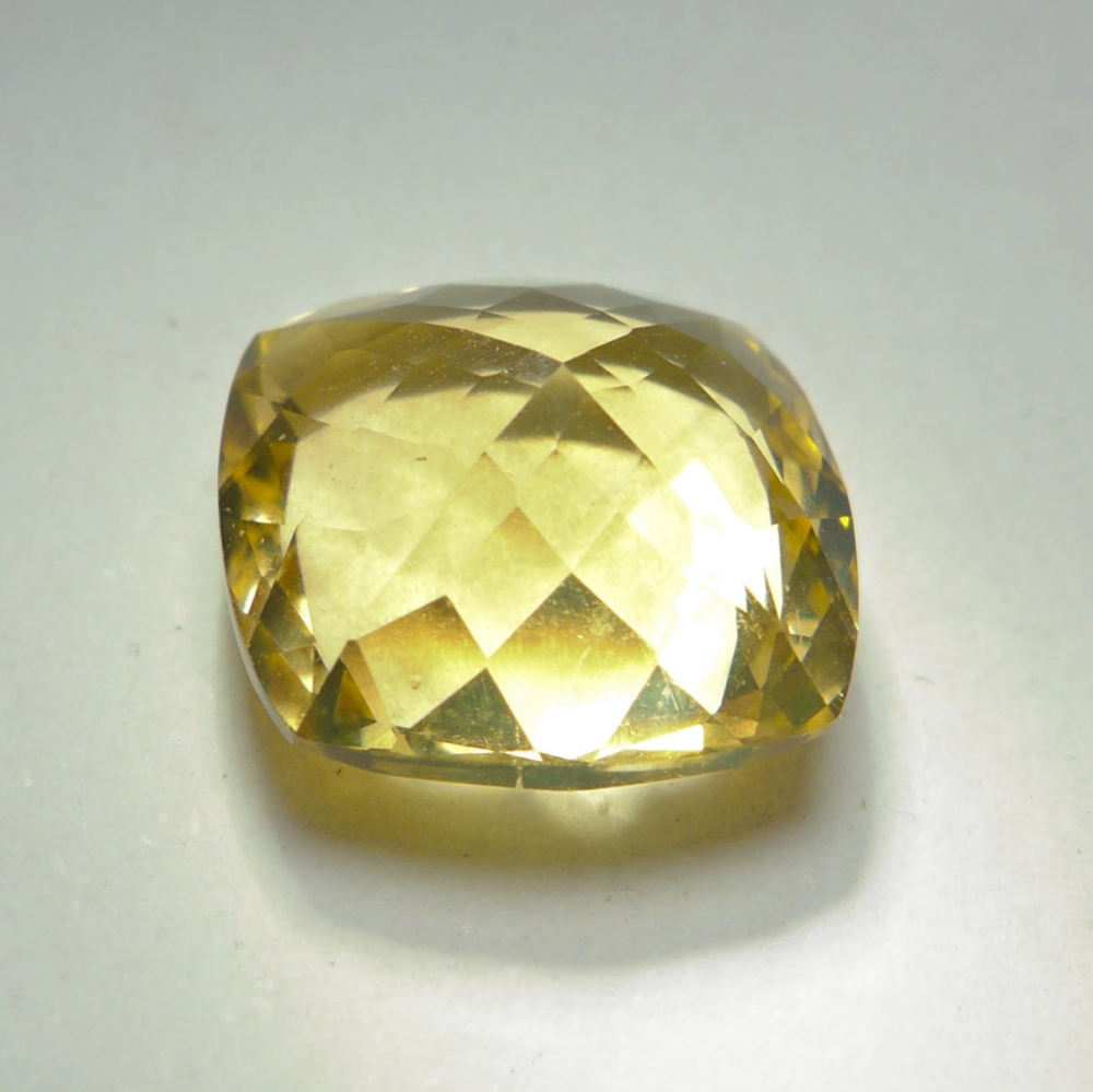 Bild 1 von 7.18 ct VVS! Schöner 12.5 x 12.5 mm Lemon Quarz Cushion