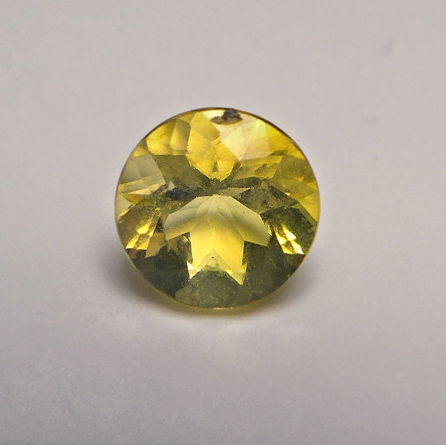 Bild 1 von 0.73 ct VS! Beatiful yellow round 6.3 mm Mexico Opal