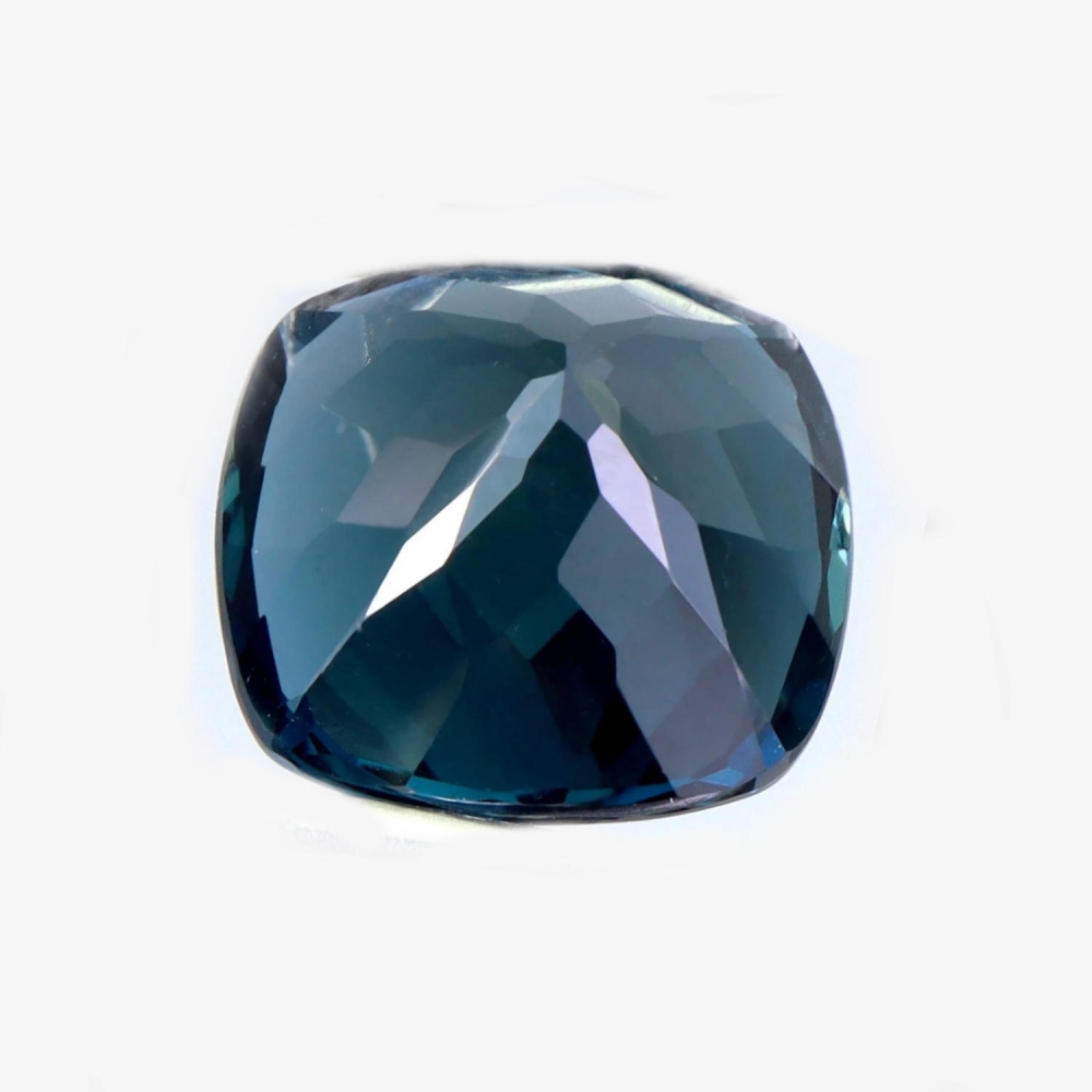 Bild 1 von 8.45 ct. Augenreiner 12 x 12 mm Cushion London Blue Topas.
