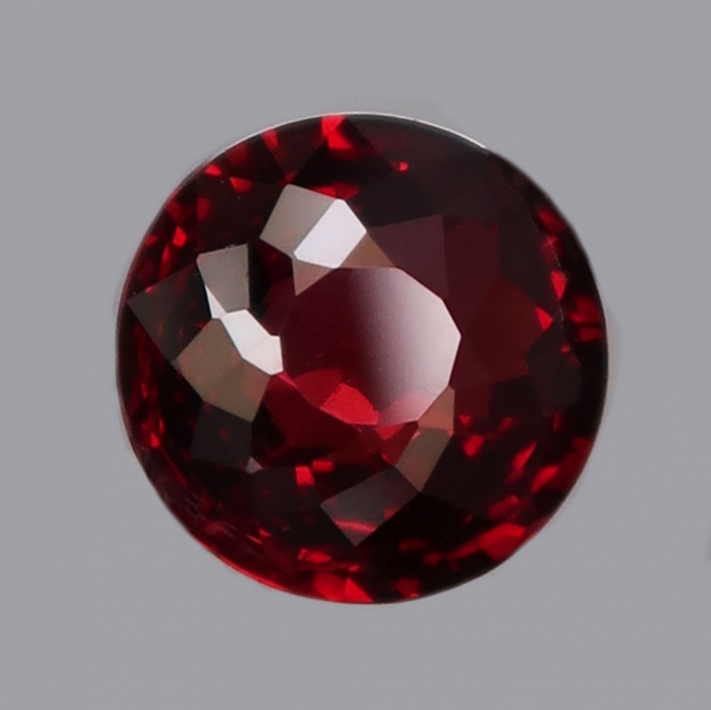 Bild 1 von 2 ct. Amazing round red  7.3 mm Rhodolite Garnet Gem