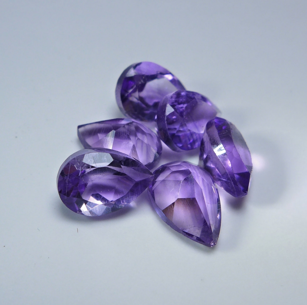 Bild 1 von 8.5 ct .  6 Stück schöne  9 x 6 mm Bolivien Amethyst Tropfen