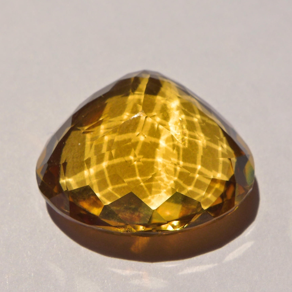 Bild 1 von 19.50  ct VVS! Goldgelber 20 x 19 mm Brasilien Citrin Tropfen