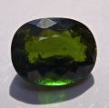 5.7 ct. Großer grüner  ovaler  12.5 x 10 mm Mosambik Turmalin